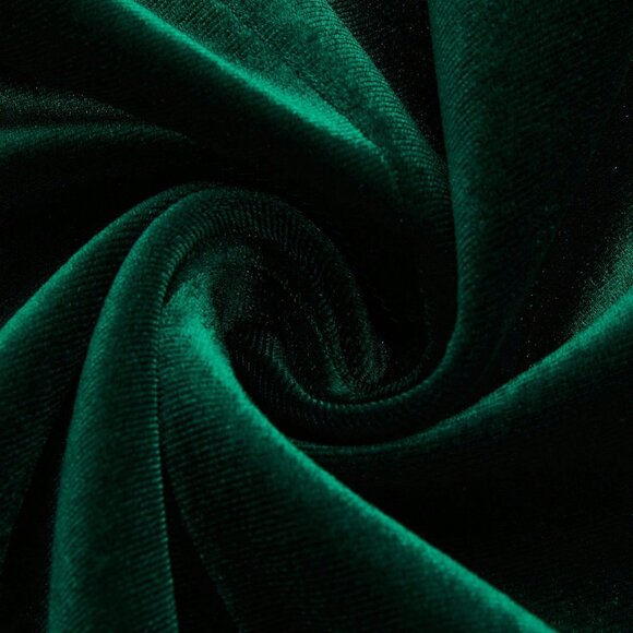 Green Velvet Elegant Women's Long Sleeve Velvet blazer with Pant Suit set - Picture 3 of 10